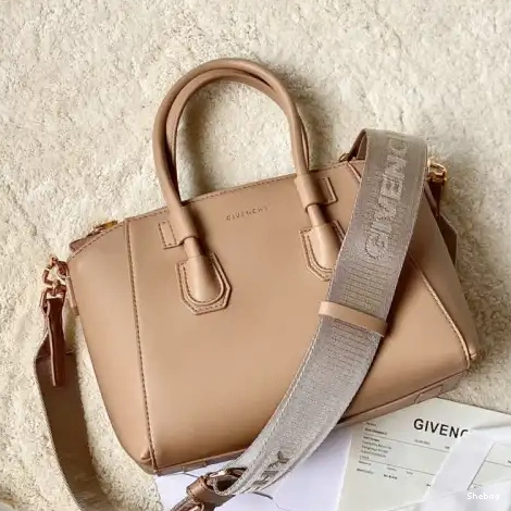 2209SW0091 Givenchy Bag 0603